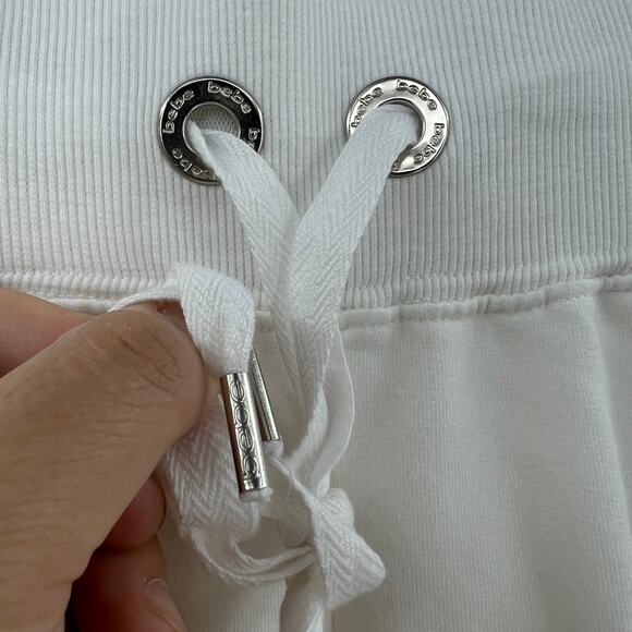 Y2K American VINTAGE Bebe XS White Butterfly Rhinestone Capri Sweatpant Joggers - Picture 5 of 12